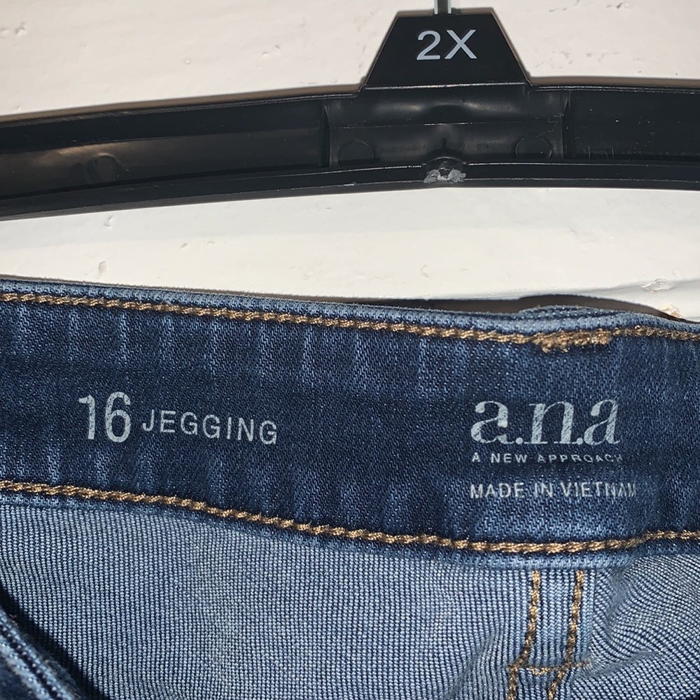 🍓 3 for $25 🍓 a.n.a. Jeggings - Picture 4 of 5